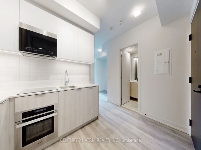 343 - 28 Eastern Ave