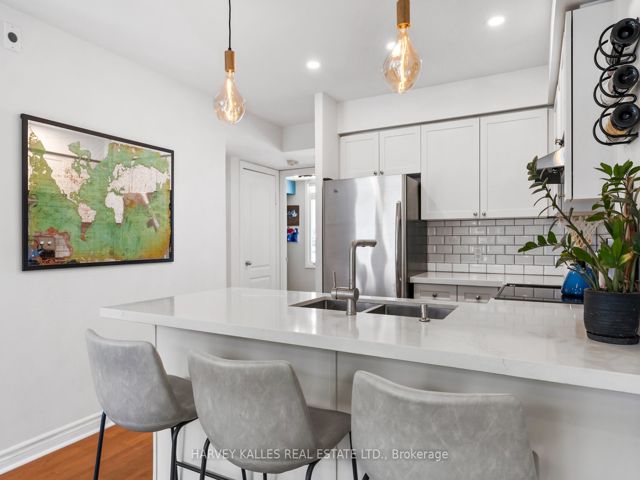 1410 - 12 Sudbury St