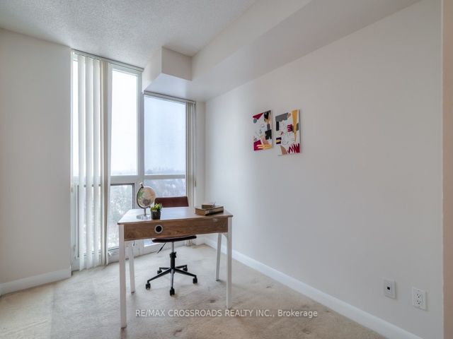 907 - 5791 Yonge St