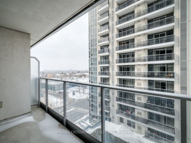 907 - 5791 Yonge St