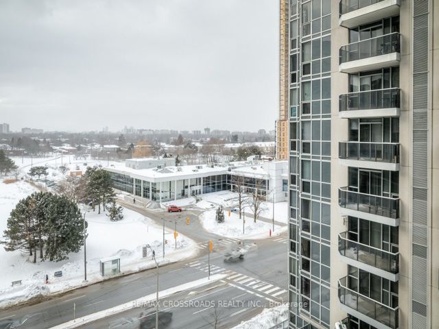 907 - 5791 Yonge St