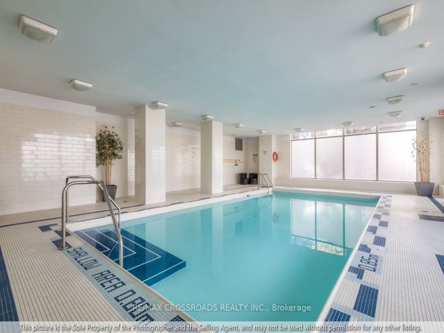 907 - 5791 Yonge St