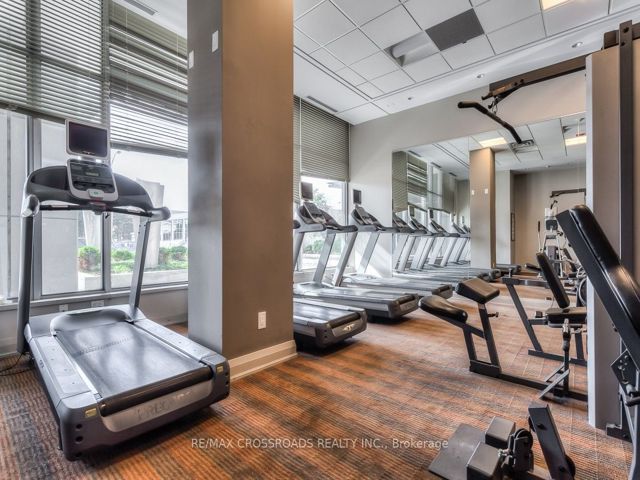 907 - 5791 Yonge St