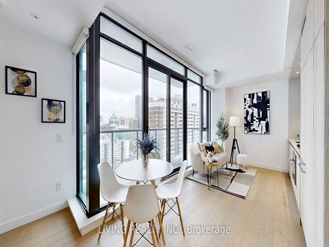 2108 - 81 Wellesley St E