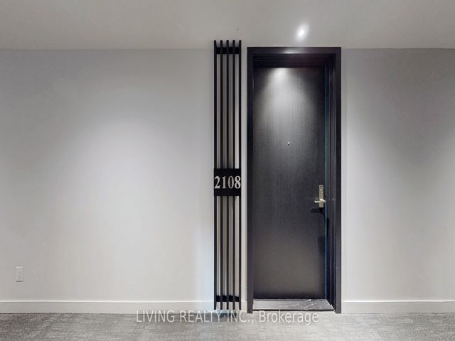 2108 - 81 Wellesley St E