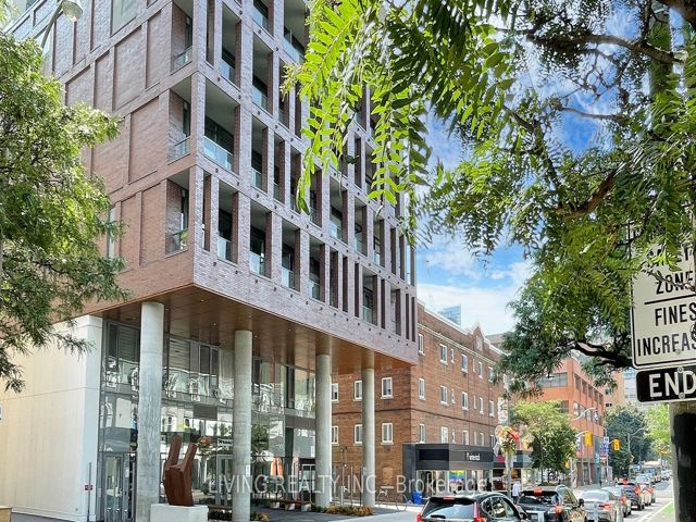 2108 - 81 Wellesley St E