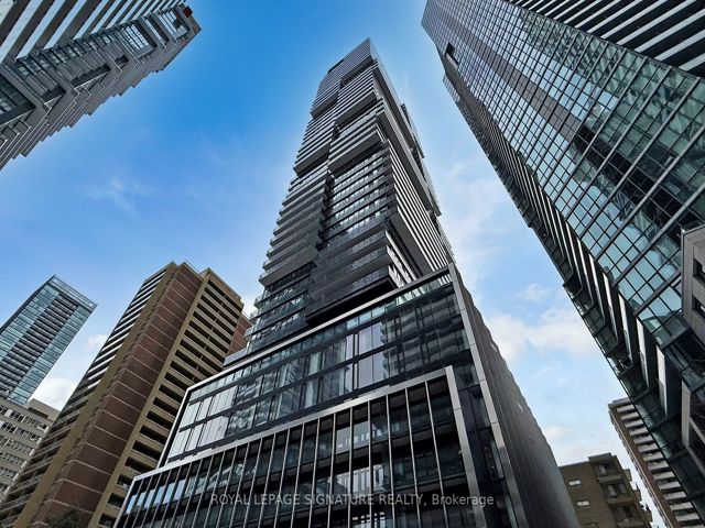1303 - 55 Charles St E