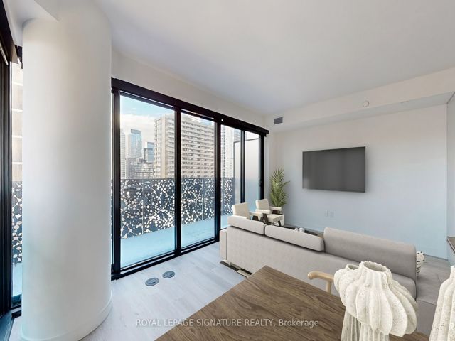 1303 - 55 Charles St E