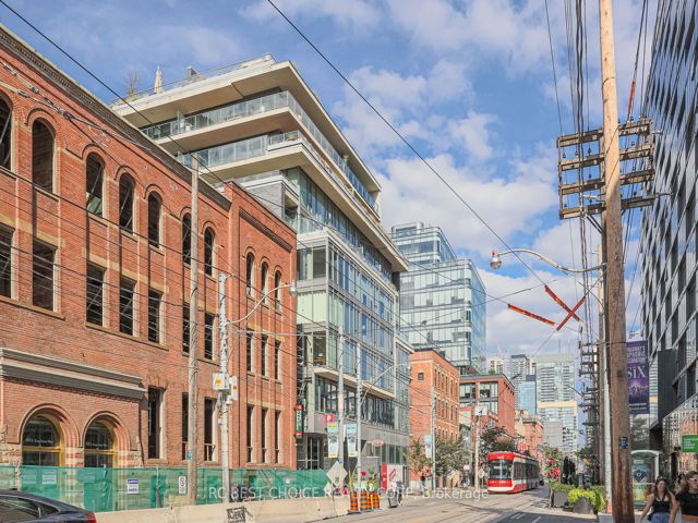 410 - 650 King St W