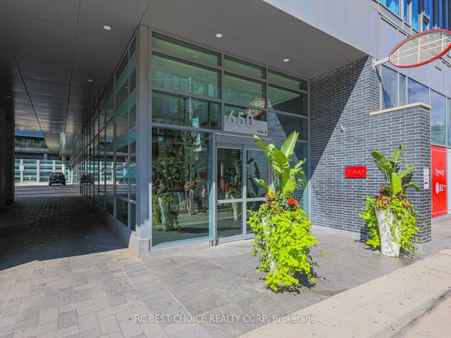 410 - 650 King St W