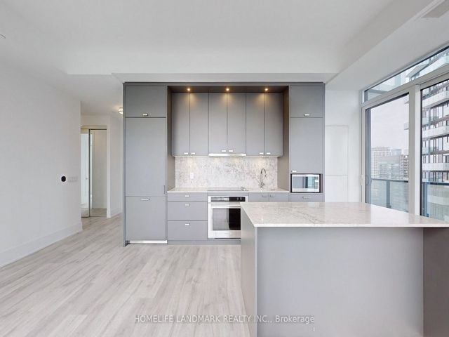 2912 - 470 Front St W