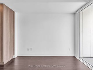 1711 - 85 Wood St
