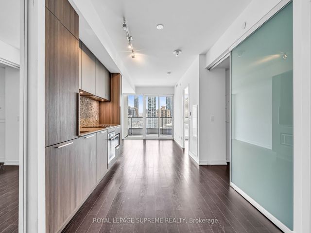 1711 - 85 Wood St