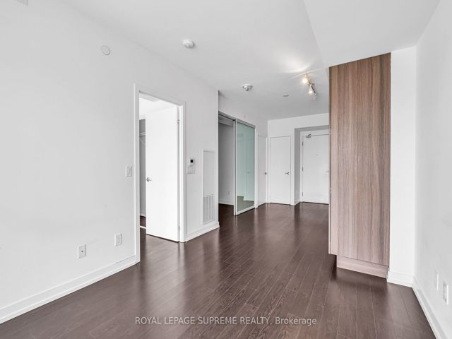 1711 - 85 Wood St