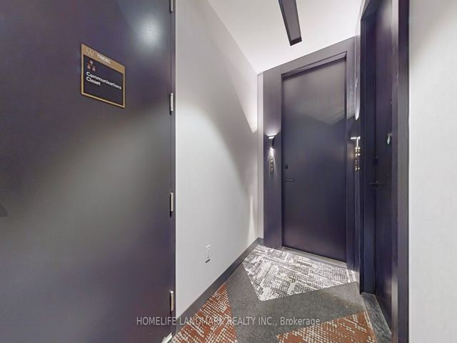 2912 - 470 Front St W