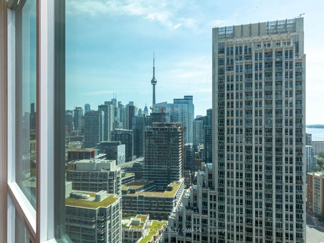 2904 - 215 Fort York Blvd