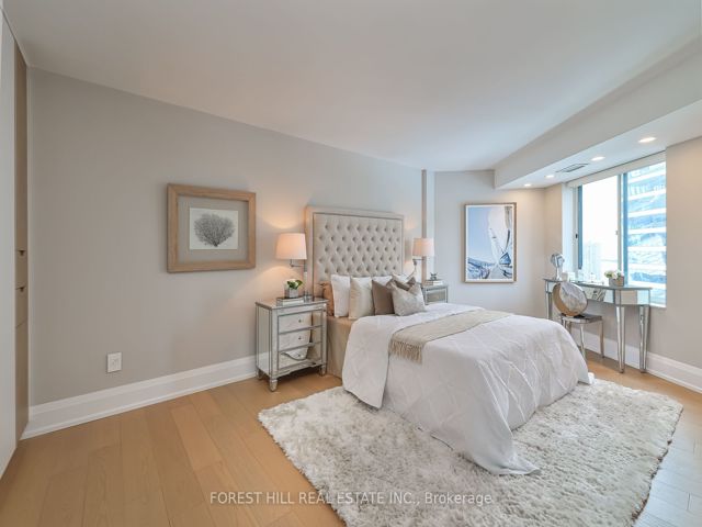 LPH 2702 - 33 University Ave