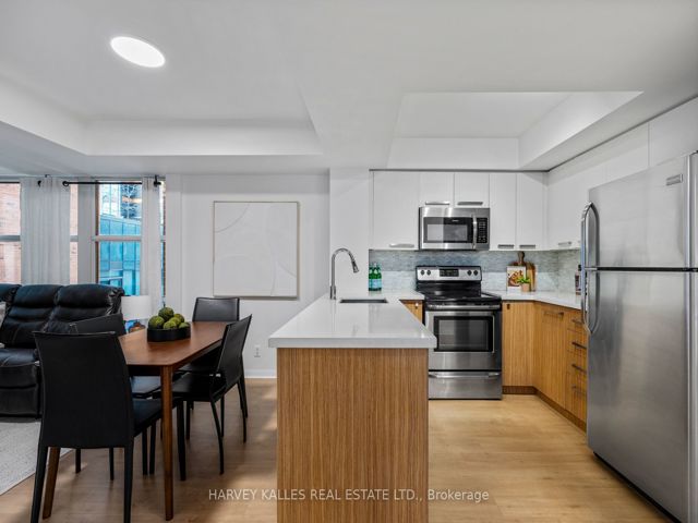 618 - 11 St Joseph St