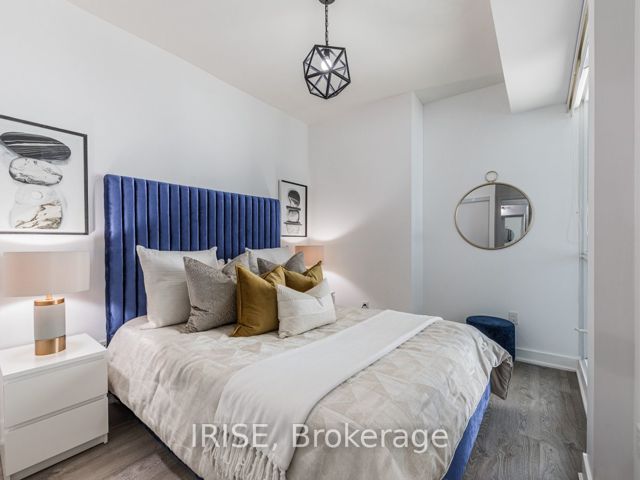 610 - 30 Roehampton Ave