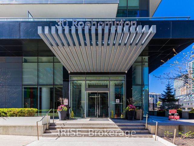 610 - 30 Roehampton Ave