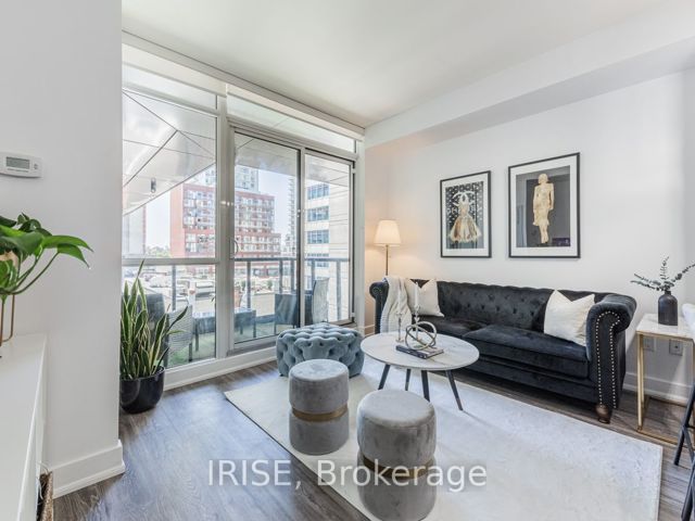 610 - 30 Roehampton Ave