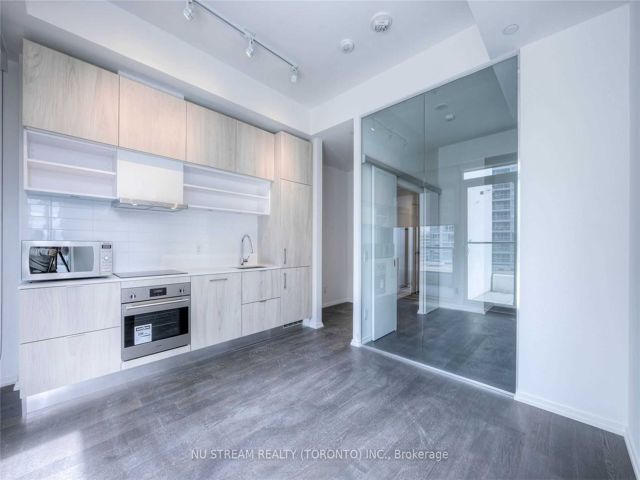 1610 - 5 Soudan Ave
