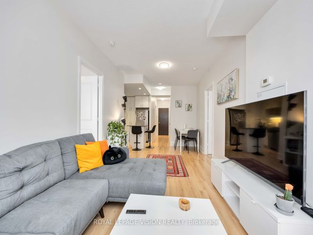 520 - 100 Harrison Garden Blvd