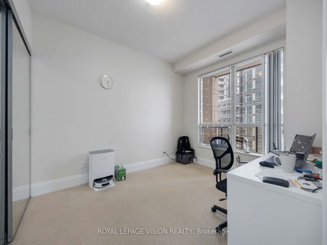 520 - 100 Harrison Garden Blvd