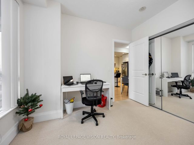 520 - 100 Harrison Garden Blvd