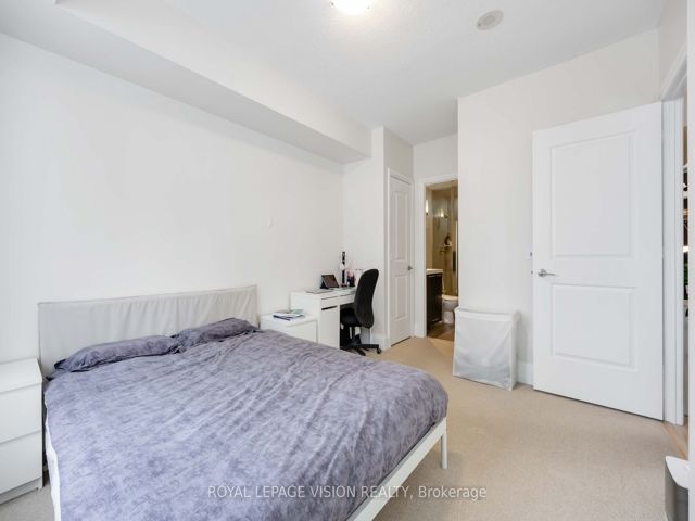 520 - 100 Harrison Garden Blvd