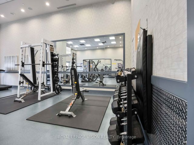 520 - 100 Harrison Garden Blvd