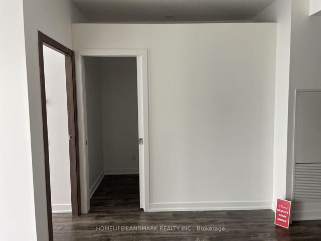 2510 - 19 Bathurst St