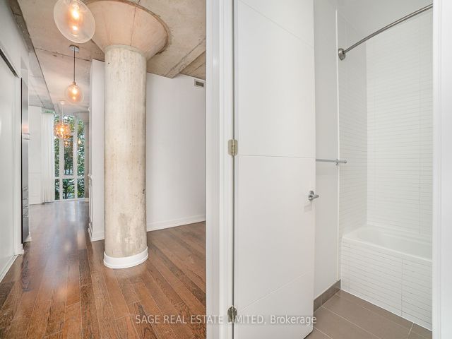 305 - 66 Portland St