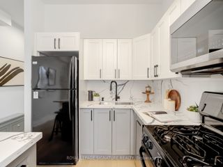 303 - 50 Camden St