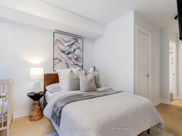 303 - 50 Camden St