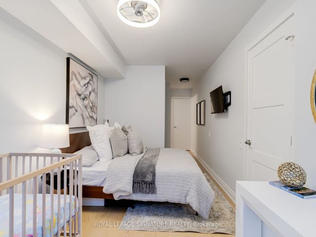 303 - 50 Camden St