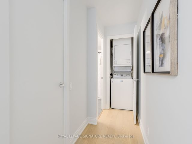 303 - 50 Camden St