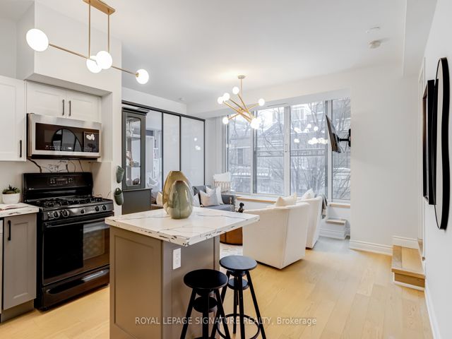 303 - 50 Camden St