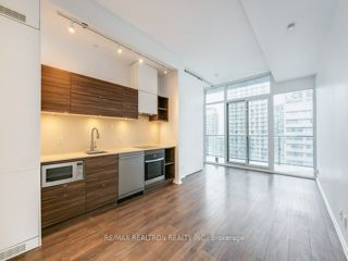 3610 - 125 Peter St