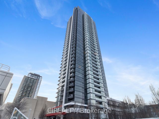 810 - 88 Sheppard Ave E