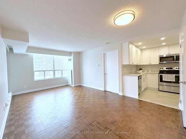 403 - 17 Brookbanks Dr