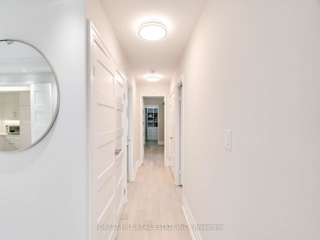 1607 - 5444 Yonge St