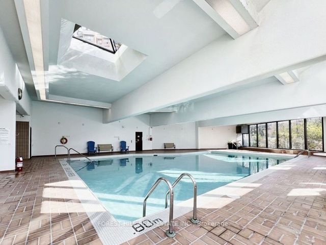 1607 - 5444 Yonge St