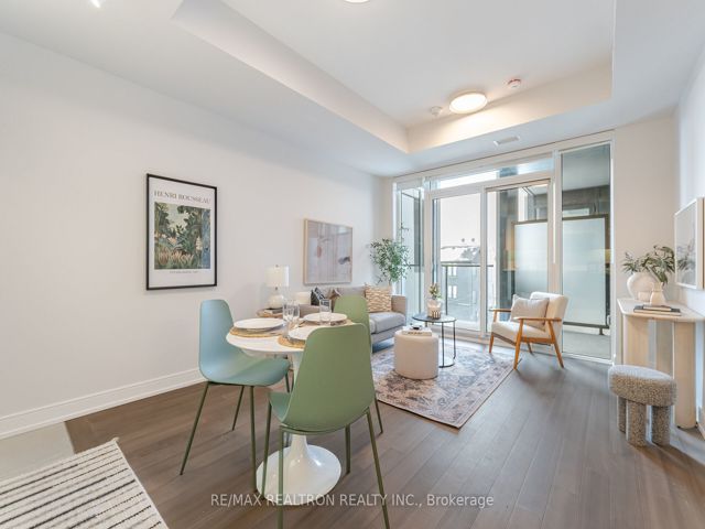 318 - 664 Spadina Ave