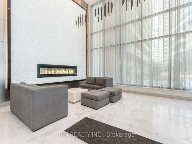 1105 - 36 Forest Manor Rd