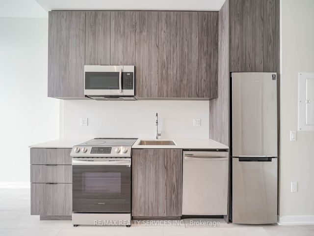 1514 - 50 Power St