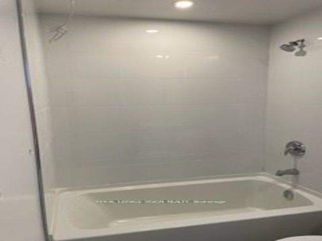 1307 - 50 O'neill Rd