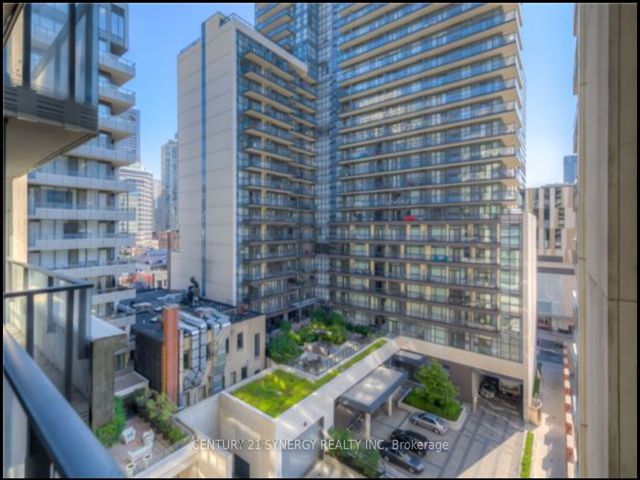1053 - 111 Elizabeth St