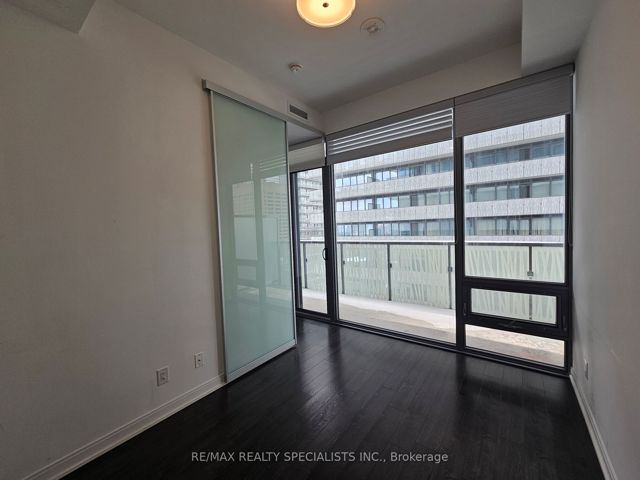 3007 - 50 Charles St E
