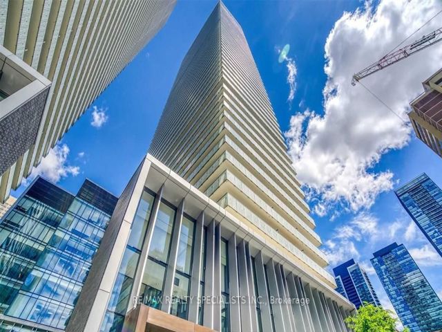 3007 - 50 Charles St E